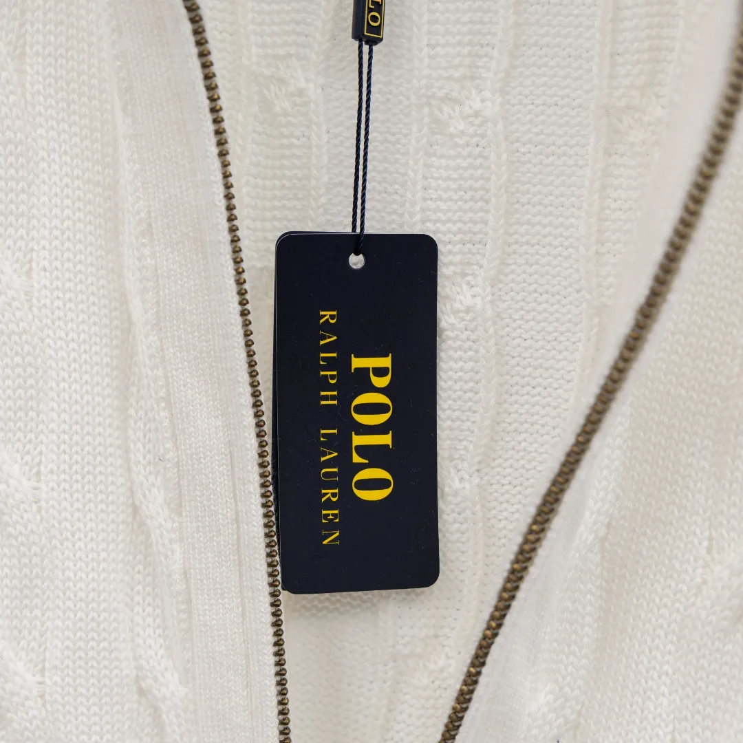 P320 top version (different currencies). You can scan the code to enter the official website. Style: Ralph Lauren POLO Ralph Lauren small label embroidered knitted old money style zipper cardigan jacket. Color: Picture color. Size: S-XL. Fabric: pure cotton. Accessories: full set of customized accessories. No gender distinction. Same style for men and women.